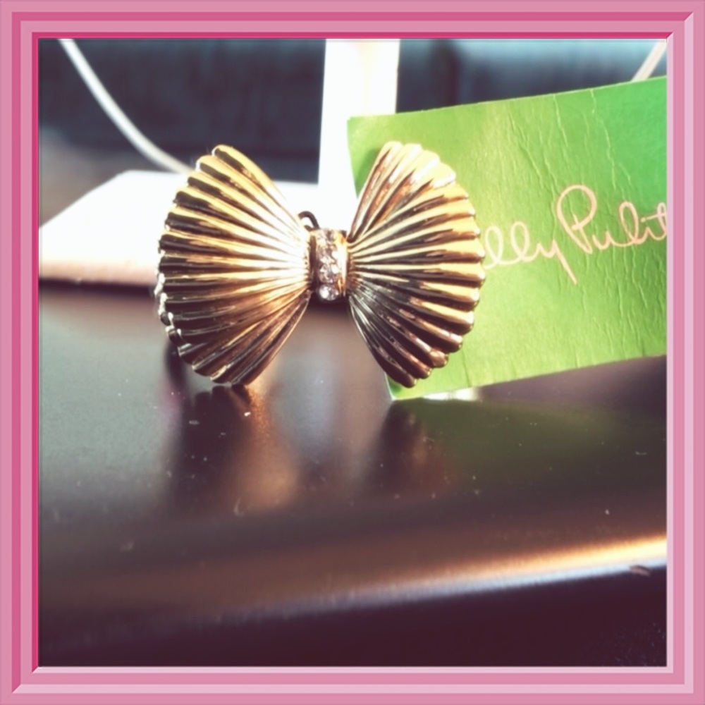 (REDUCED) LILLY PULITZER GOLD BOW BRACELET - Picture 4 of 6